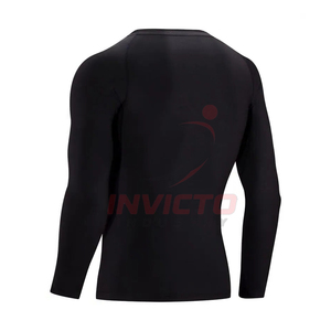 Nouveaux rashguards de fitness à séchage rapide, manches longues, coupe ajustée, en vente - Product Image 4