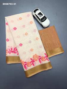 Ensemble Saree et Blouse en Lin Doux à Imprimé Numérique, Design Evergreen, Idéal pour les Fêtes – Fournisseur et Exportateur Mondial Saree Love - Product Image 2