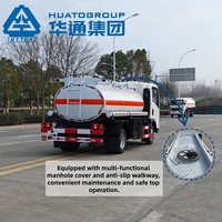 Nouveau camion-citerne HOWO 4X2 de 5 m³, camion de ravitaillement mobile en diesel, citerne à carburant à boîte de vitesses manuelle pour le transport de pétrole