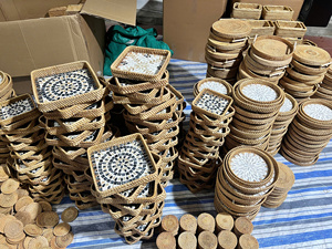 Natural Rattan Serving Tray Handwoven Round Breakfast Basket - Product Image 5