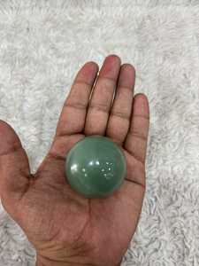 ตัวอย่างแร่ไพไรต์ในโครงสร้างหินที่มีคริสตัลสีทองเมทัลลิก โครงสร้างหินที่แข็งแกร่ง เนื้อสัมผัสเป็นประกายและมีลักษณะเฉพาะตัว - Product Image 5