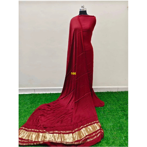 Sari Gharchola Bandhani de Seda Pura de Gujarat con un Rico Pallu de Zari, Sari Tradicional Indio - Product Image 1
