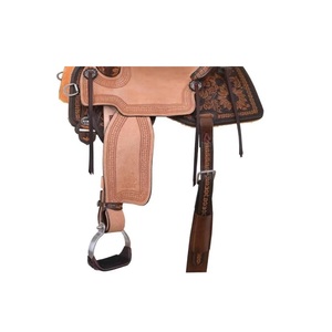 Selle de cheval Western en cuir brun, ornée de motifs floraux, faite à la main, pour la course de barils, avec ensemble d'accessoires. - Product Image 3
