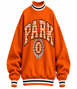 Sweat-shirt oversize à col montant pour femme, marque privée, avec bandes côtelées premium et broderie appliquée, épaules tombantes - Product Image 1