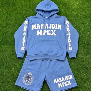Conjuntos de Sudadera con Capucha y Pantalones Cortos para Hombre con Bordado de Parche de Chenilla Personalizado, Venta al por Mayor, Chándal de Forro Polar Grueso, Ropa Deportiva Urbana, Trajes Jogger de 2 Piezas - Product Image 2