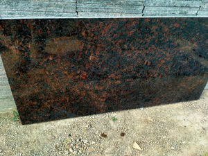 Granito Marrón Bronceado Moderno en Losa Grande para Uso en Cocinas Interiores/Exteriores, Duradero y Ecológico con Acabado Pulido y 5 Años de Garantía - Product Image 3