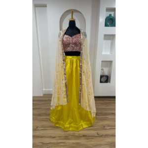 Elegante Conjunto de Lehenga Indo-Occidental para Mujer para Fiestas con un Exquisito Detalle de Koti - Product Image 3