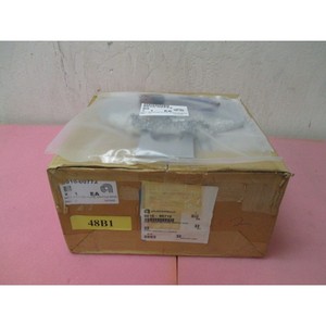AMAT 0010-00772 ชุดประกอบแผ่นยึด, ชัตเทิล - อุปกรณ์และอะไหล่เซมิคอนดักเตอร์ระดับโลกที่เชื่อถือได้ - Product Image 2