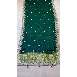 Sari Bandhani de Diseño con Borde Gotta Patti |   Ropa Étnica Rajasthani |   Sari Especial para Fiestas y Bodas - Product Image 1