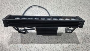Proyector LED de Pared de 60W IP65 con Iluminación de Alta Intensidad para Fachadas Arquitectónicas a Gran Escala - Product Image 2