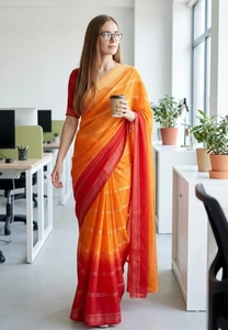 Sari de Georgette de Bollywood con adornos KV, efecto ombré y teñido (Rojo, Naranja) - Product Image 3
