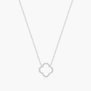 Collar con Colgante de Trébol de la Suerte con Diamante Cultivado en Laboratorio, Corte Brillante, Oro Blanco de 14K, Certificado IGI, Joyería de Lujo para Compromiso de Mujer - Product Image 3