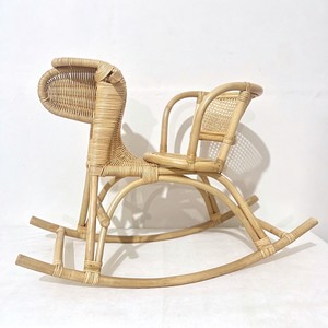 Animaux à bascule en rotin ludiques, chevaux à bascule en bois personnalisés à bas prix, jouets animaux à chevaucher - Product Image 1