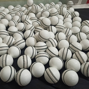 Best Quality Light <b>Weight</b> Cricket English Hard <b>Ball</b> Leather <b>Ball</b> Sports Equipment - Product Image 1