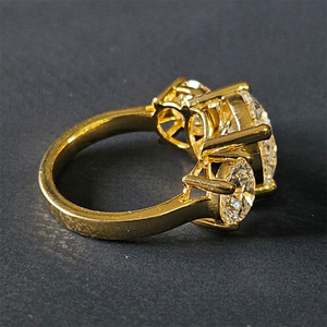 แหวนเพชรเพาะเลี้ยงแบบกำหนดเอง ทอง 14k ทรงกลม ดีไซน์หรูหราสำหรับผู้หญิง RIZTA JEWELS เพชรเติมเต็มสี D/E - Product Image 2