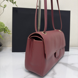 กระเป๋าถือสะพายไหล่ทรงสี่เหลี่ยมหนัง PU นุ่มทันสมัยสำหรับผู้หญิง สีแดง เหมาะสำหรับงานแต่งงาน ปี 2026 - Product Image 1