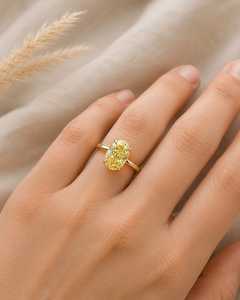 Anillo de Compromiso Solitario con Diamante Cultivado en Laboratorio de Corte Ovalado Amarillo Fantasía de 2 Quilates, Oro Sólido de 10K, 14K, 18K, Joyería Fina con Certificado IGI para Mujer - Product Image 5