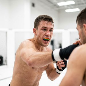 Protège-dents convertible avec ou sans sangle, équipement de protection pour la boxe et le MMA - Product Image 3