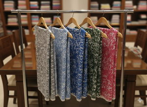 ผ้าป๊อปลินทอจากฝ้ายแท้ 100% ยี่ห้อ Le Souvenirs ออร์แกนิค เป็นมิตรกับสิ่งแวดล้อม พิมพ์ลาย ดูดซับความชื้น ระบายอากาศได้ดี น้ำหนักเบา - Product Image 2