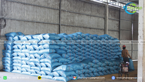 High quality cocopeat <b>block</b> 5kg compressed coco <b>coir</b> pith enhancing soil structure quality commercial farming substrate - Product Image 5