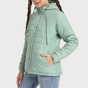 Prix d'usine OEM – Manteau matelassé en toile tricotée personnalisé pour femme, respirant, imperméable, coupe-vent, décontracté pour l'hiver - Product Image 2