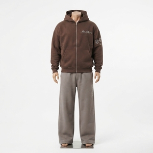 Ensemble survêtement homme oversize avec sweat à capuche marron zippé et pantalon de jogging large orné de strass - Product Image 4
