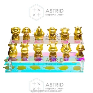 Estante de exhibición de joyería acrílico de 3 niveles con efecto arcoíris aurora, organizador de escritorio moderno para decoración del hogar, ligero y de fácil montaje - Product Image 3