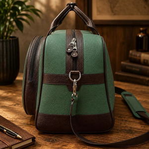 Bolsa de Viaje de Cuero Genuino Premium con Cierre de Cremallera, Porta Palas de Pickleball Protector, Compartimentos Seguros, Ideal para Viajes - Product Image 2