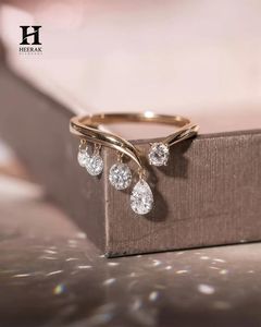 Anillo de Diamantes Colgantes con Múltiples Piedras de Moda, Oro de 10K, 14K, 18K, Elegante Anillo de Boda con Diamantes Redondos en Forma de Pera Colgantes en la Parte Delantera - Product Image 2