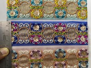 Ruban tissé double face avec bordure en dentelle jacquard brodée florale - Product Image 1