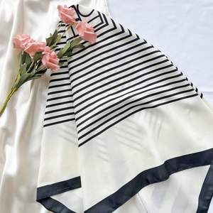 Écharpes en soie personnalisées imprimées pour événements, grande taille, haute qualité, printemps été automne, soie polyester satin, écharpe pour femme - Product Image 4