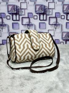 Conjunto de Bolsos de Mano con Cierre y Gran Capacidad con Diseño Geométrico a Rayas para Mujer, Bolso Tote + Bandolera + Cartera + Bolsa Pequeña (4 Piezas) - Product Image 2