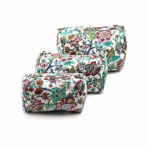 3 Piece Floral Printed Cotton Quilted Makeup <b>Bag</b> Set Wholesale Travel Cosmetic Pouches Zipper <b>Toiletry</b> Storage <b>Bags</b> for <b>Women</b> - Product Image 4