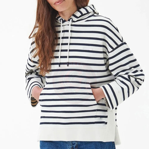 Sweat-shirt à capuche premium pour femme en coton doux, conçu pour la maison, les voyages, les promenades en plein air et le confort quotidien - Product Image 3