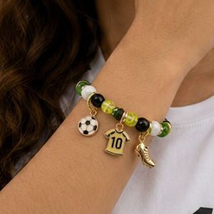 Bracelet de charme de football personnalisé avec pendentif maillot de foot numéro 10, bracelet sport en acier inoxydable pour cadeaux d'équipe - Product Image 5