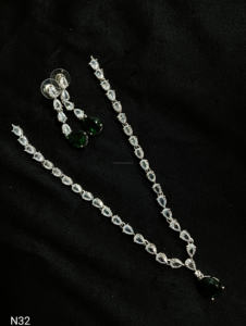 Classic American Diamond <b>Bridal</b> Jewelry <b>Set</b> Two-Piece <b>Necklace</b> <b>and</b> <b>Earrings</b> for Wedding Fashionable Classic Style - Product Image 4