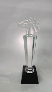 Wholesale Crystal Trophy Manufacturer Offering Customized Designs and Bulk Supply Services - Product Image 3