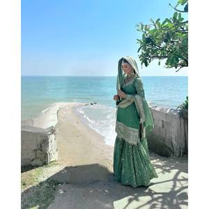 Salwar Kameez de Seda de Diseño con Bordado Intenso, Conjunto de Fiesta con Top, Pantalón Plazzo y Dupatta para Mujer - Product Image 2