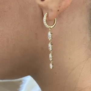 Boucles d'oreilles créoles en or jaune 14 carats avec diamants de laboratoire ronds et marquise de 2 carats, pureté E-F VS1 - Product Image 4