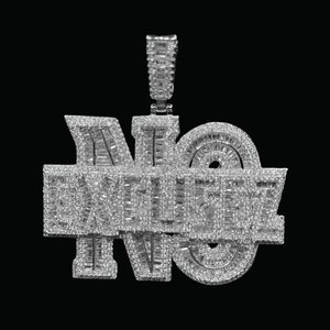 NO EXCUSEZ Collar con colgante de letra para hombre, chapado en rodio plateado, estilo hip hop, para fiesta, con incrustaciones de circonitas - Product Image 4