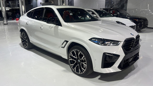 BM W X6M Coupé SUV 2024, tout neuf, 600 ch, turbo, conduite à gauche, 8 vitesses automatiques, cuir, toit ouvrant panoramique R21, caméra arrière 360°, éclairage Euro - Product Image 3