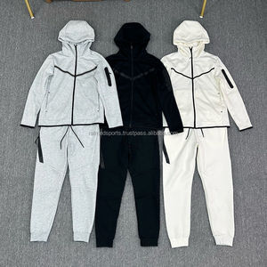ชุดวอร์มดีไซน์ใหม่ล่าสุด ผ้าโพลีเอสเตอร์ 100% 400 GSM กางเกงขายาวและเสื้อฮู้ดมีซิป กันน้ำ ชุดวอร์มฤดูหนาวสำหรับผู้ชาย - Product Image 1