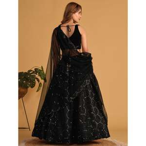 Fabuleuse robe de mariée en organza brodé noir Lehenga Choli avec Dupatta - Product Image 2