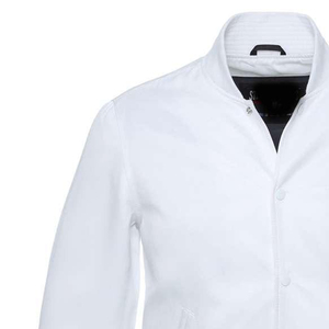 Veste en satin pour homme, dernière tendance, fermeture boutonnée, motif uni, logo personnalisé imprimé, écologique, anti-plis. - Product Image 3