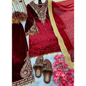 DISEÑADOR VISCOSA TERCIOPELO BORDADO SECUENCIA MOTI TRABAJO FONDO SUPERIOR CON DUPATTA MAROON - Product Image 2