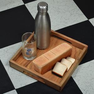Bandeja de Servir Rústica de Madera con Asa y Acabado Desgastado para Uso en Hoteles, Hogares y Mesas de Café - Suministro al por Mayor para Ramadán y Diwali - Product Image 3