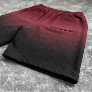 Shorts en molleton dégradé bordeaux et noir pour homme, taille élastique avec cordon de serrage, mélange de coton, style décontracté streetwear, idéal pour l'été - Product Image 6