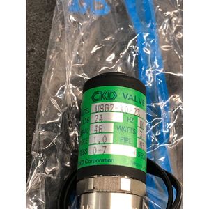 2 électrovannes magnétiques CKD USG2-X0623, Canon - Équipements et pièces semi-conducteurs d'occasion fiables à l'échelle mondiale - Product Image 3