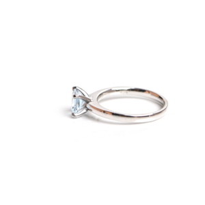 Anillo de Boda de Plata de Ley 925 con Topacio Azul Corte Princesa y Engaste de Garras, Joyería de Lujo con Piedras Preciosas para Mujer - Product Image 4