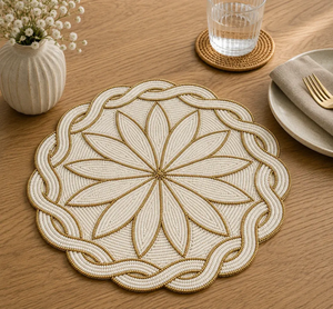 Mantel Individual Redondo de Chenilla Trenzada Hecho a Mano con Diseño Floral Bohemio para Comedor del Hogar - Product Image 6